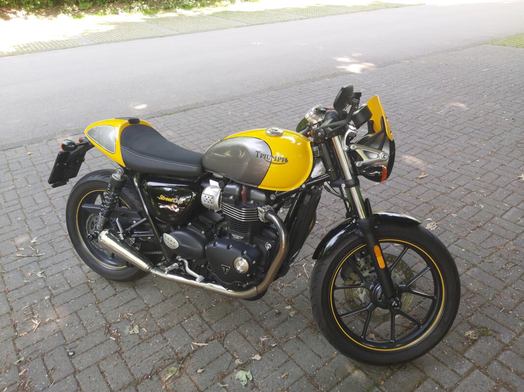 Triumph Street cup