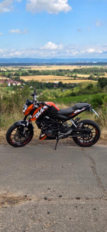KTM Duke 125
