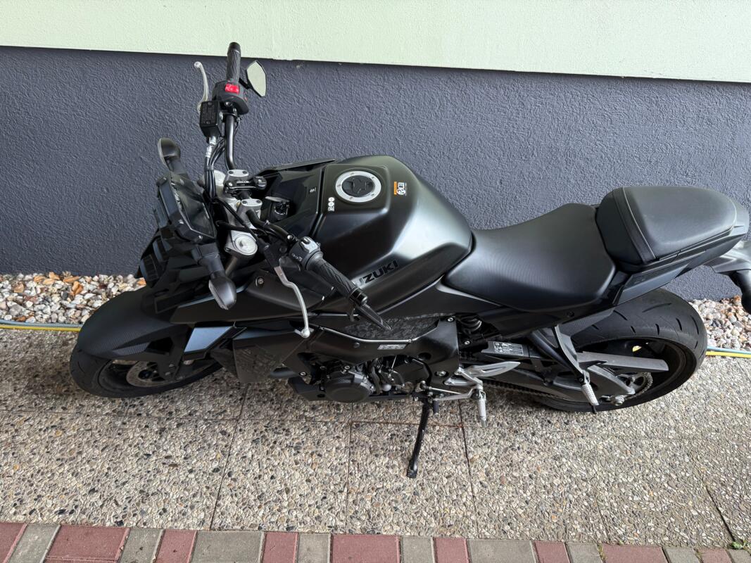 Suzuki GSX S950