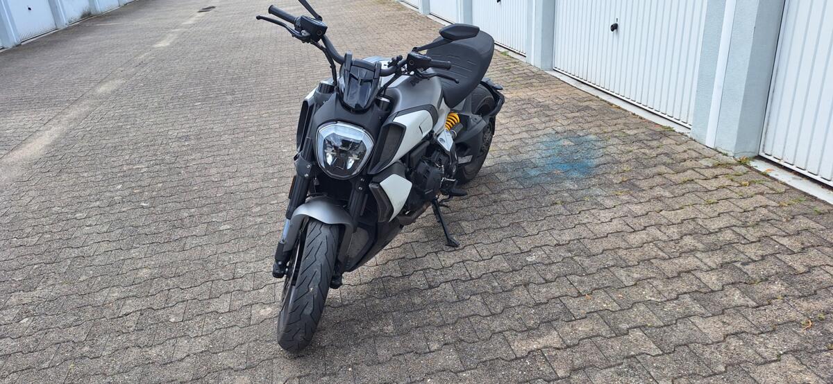 Ducati Diavel