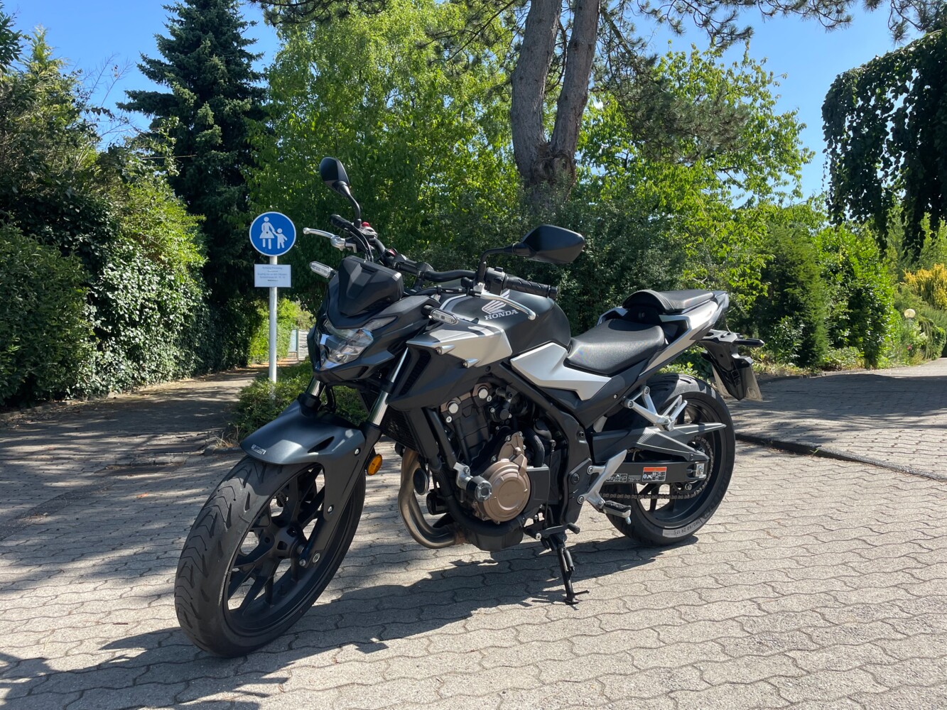 Honda CBF 500