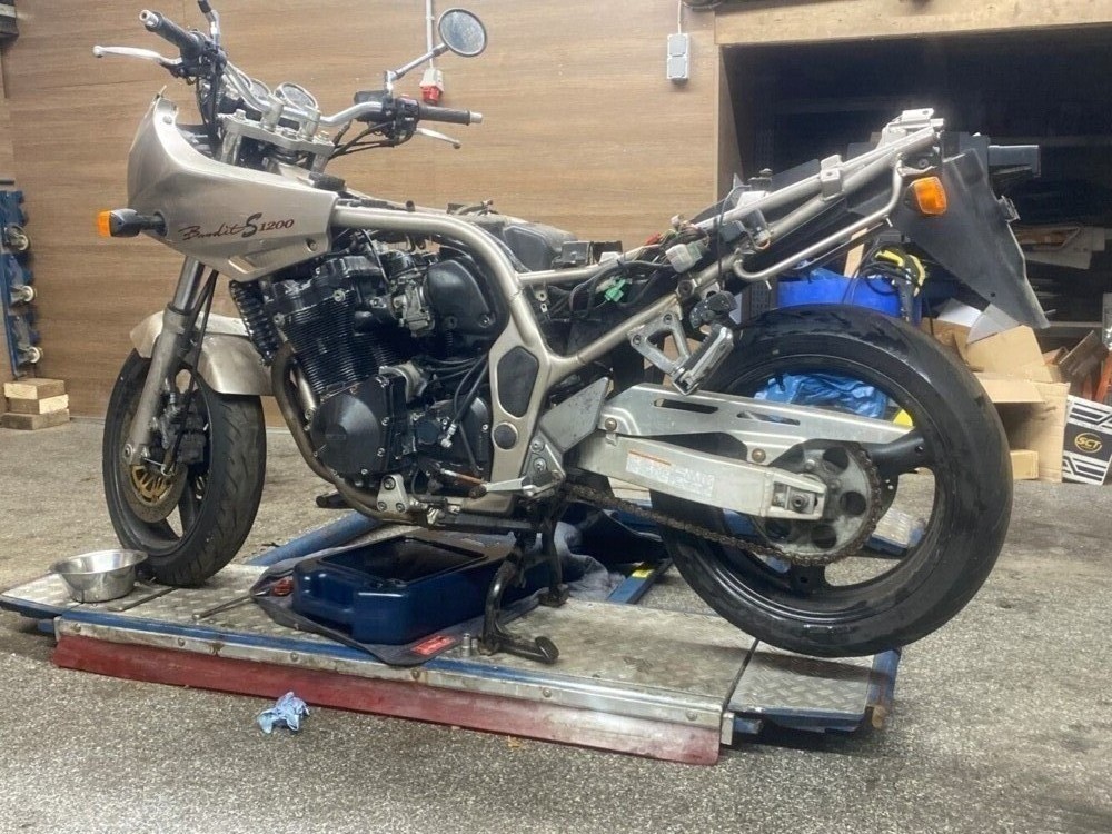 Suzuki GSF 1200 Bandit