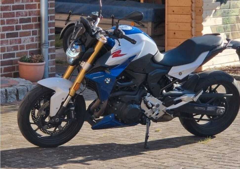 BMW F900r