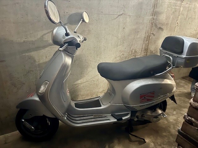 Vespa LX 125