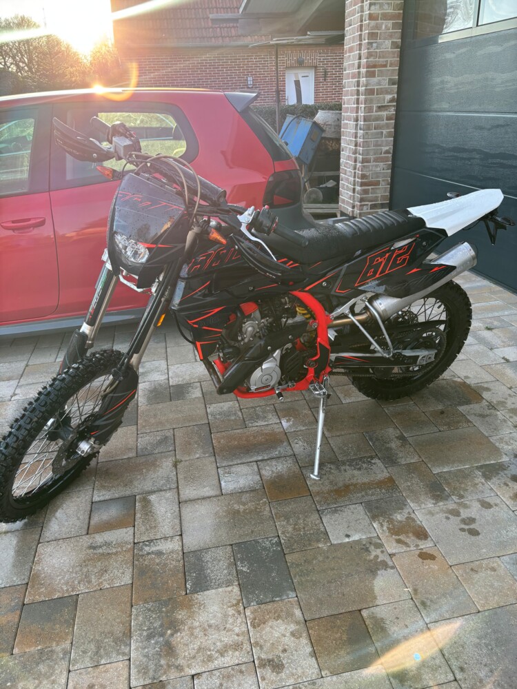 SWM RS 125 R