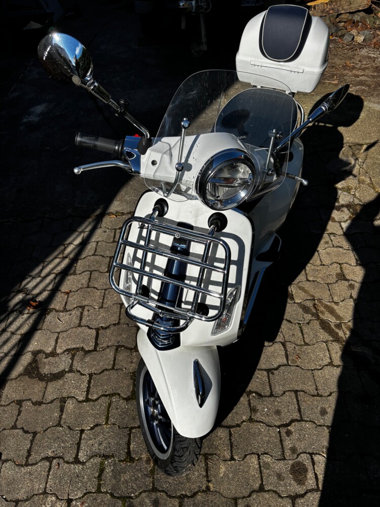 Vespa Primavera 125