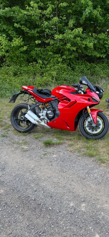 Ducati 950 supersport