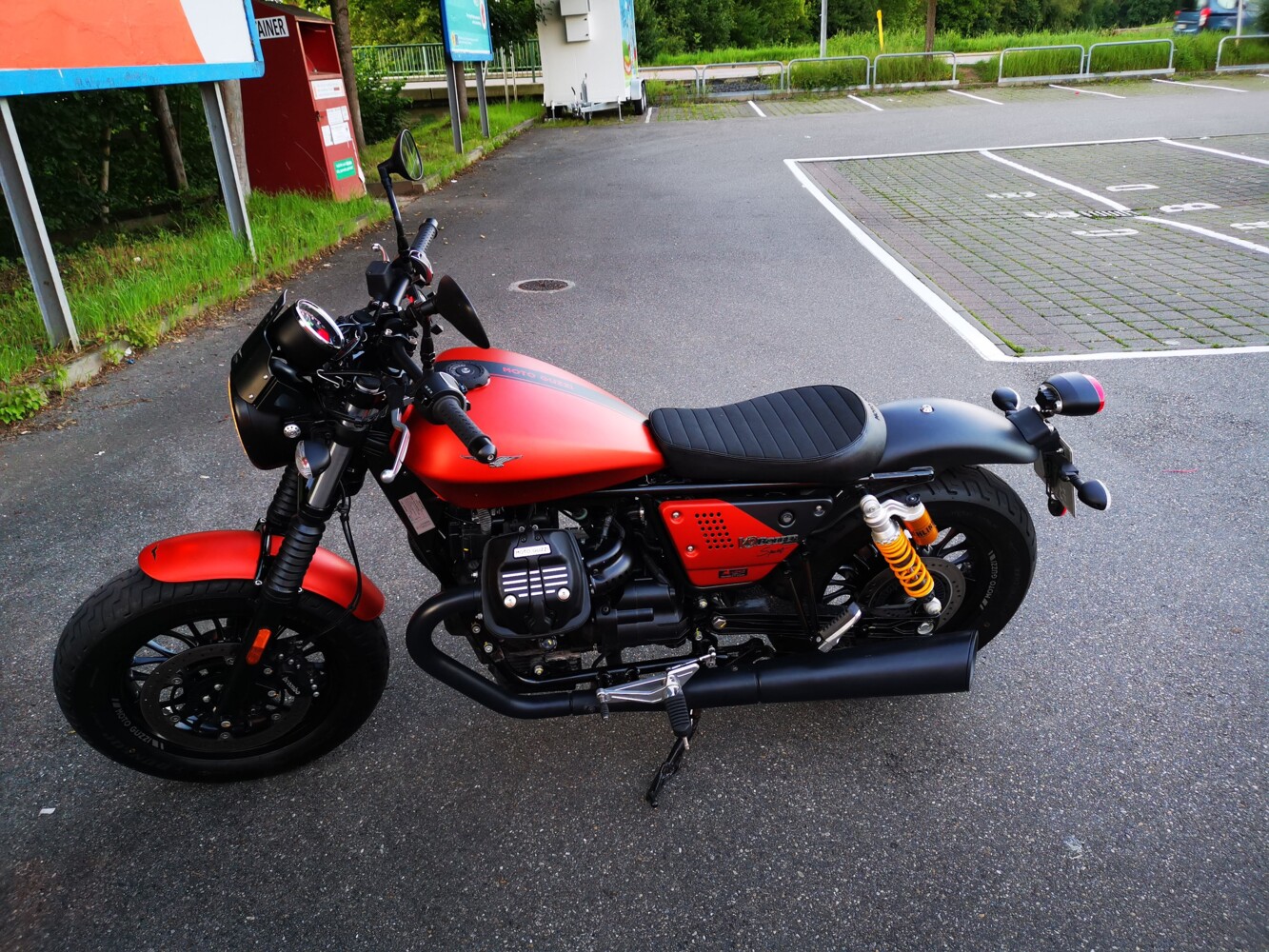 Moto Guzzi VMoto Guzzi V9 Bobber Sport