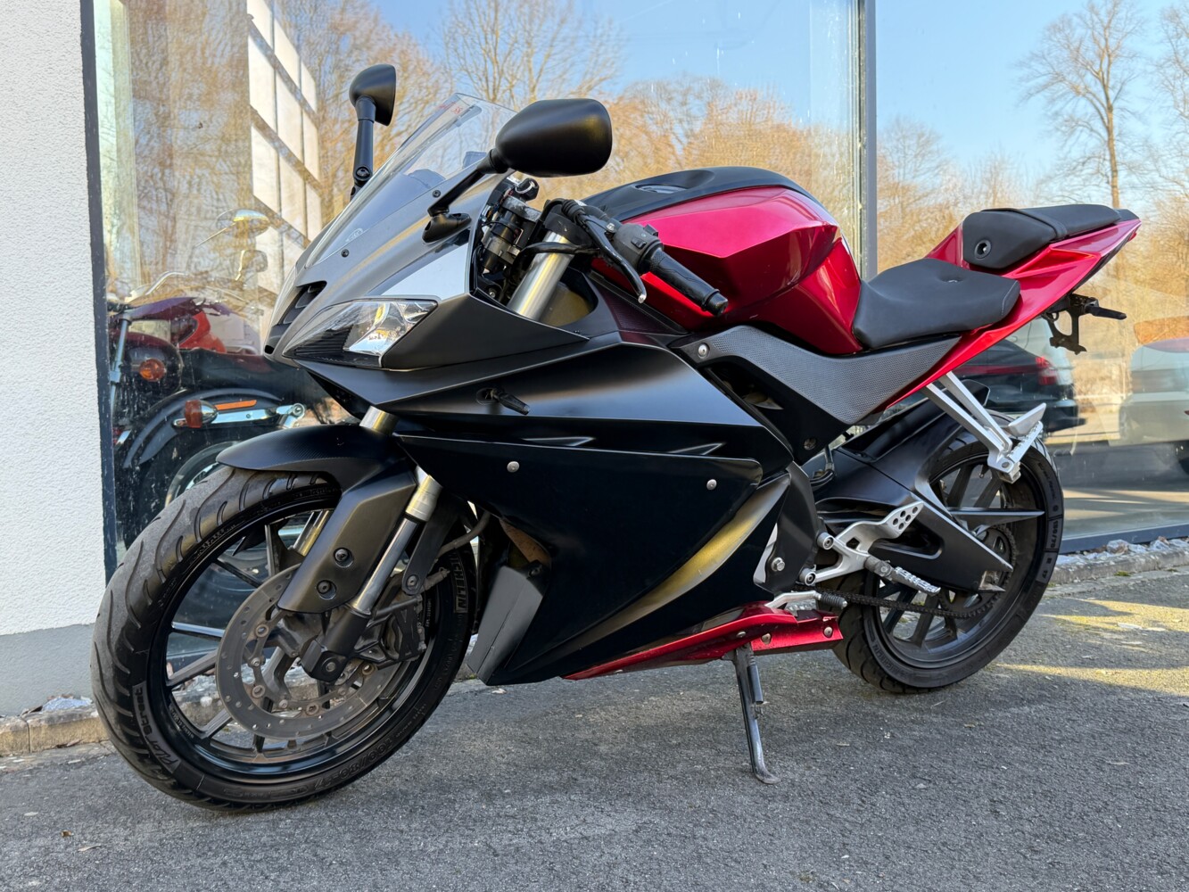 Yamaha YZF R125